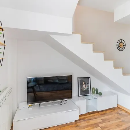 דירה Stylish Duplex In The Heart Of *